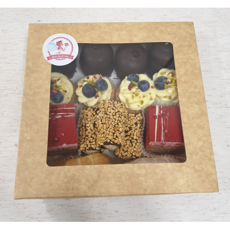 Minjon sladice v škatli - Helen Sweet Cake